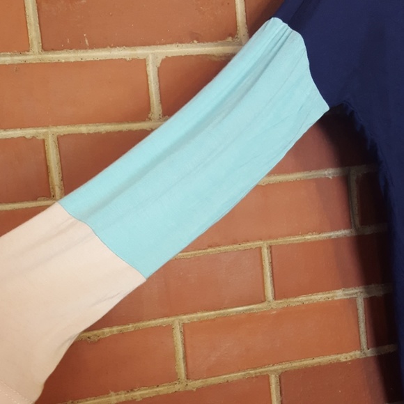 Colorblock tunic - Picture 3 of 3